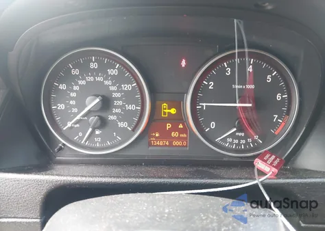 2013 BMW X1 Sdrive28I z USA, uszkodzony, nr VIN WBAVM1C50DVW42148